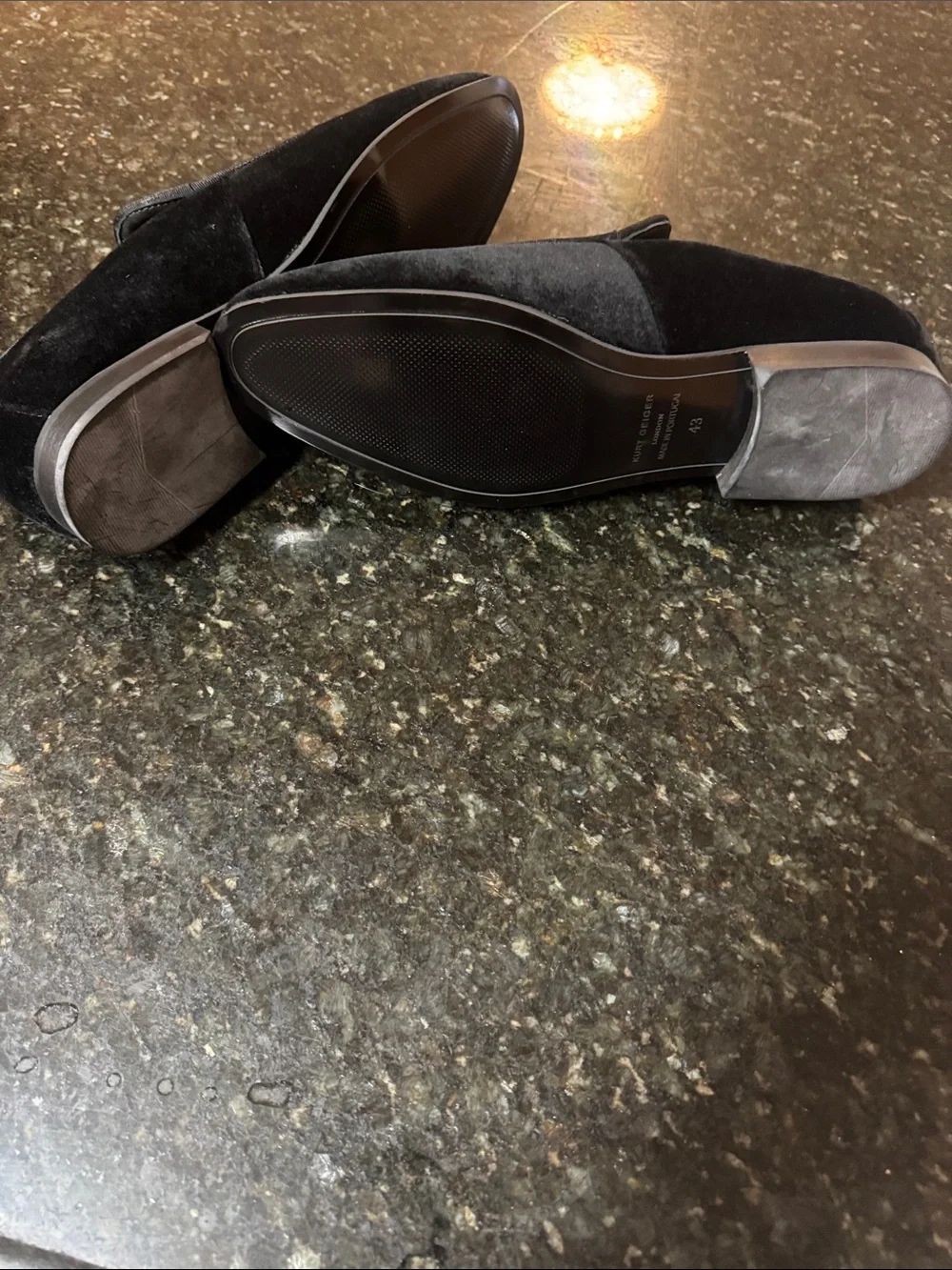 NEW NEW Black Velvet Men’s Slip-On Loafers with Gold Emblem